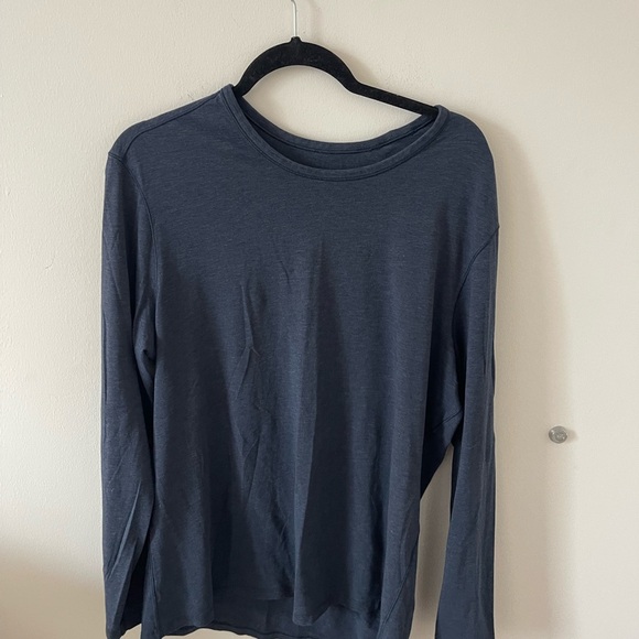 lululemon athletica Long Sleeve Shirts - Navy and Burgundy - Picture 2 of 6